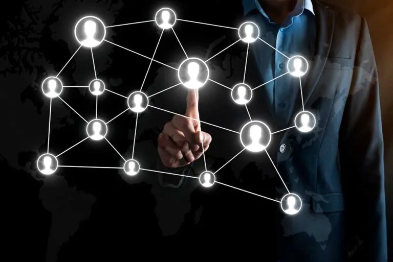 Redes Corporativas: Asegurando la Columna Vertebral de tu TI