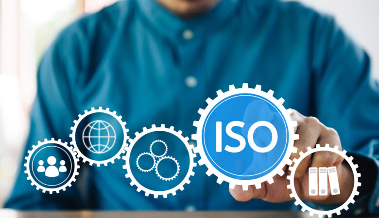 ISO y Tú: Elevando Estándares, Escalando en Seguridad